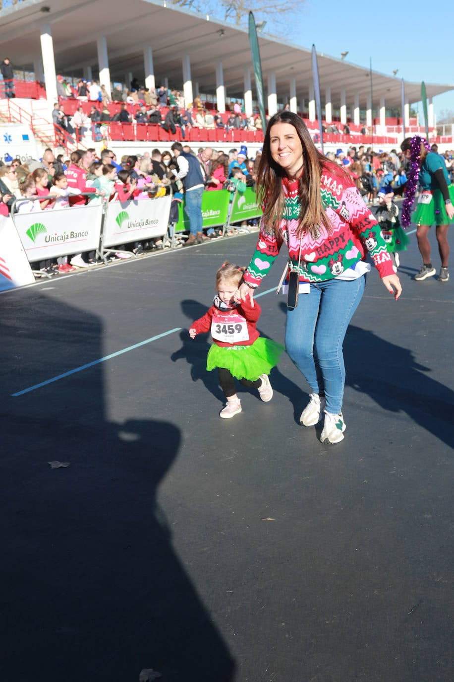 Miles de deportistas se dan cita en el Cross de Nochebuena de Gijón