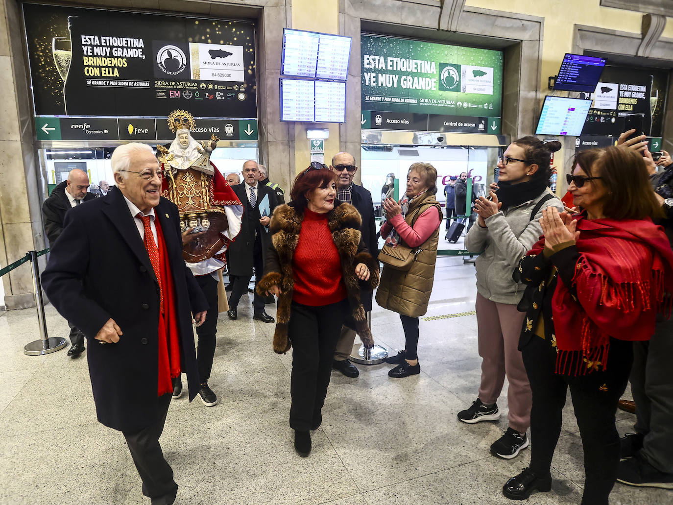 El viaje de la Santina en tren el día de Navidad