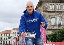 El ciclista candasín Alejandro Carnicero González de 47 años.