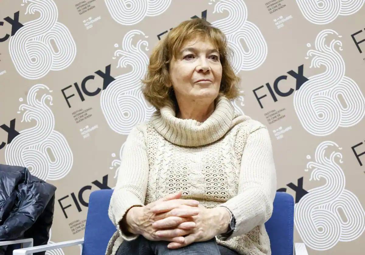 Patricia Ferreira (27 de diciembre). Reconocida como una de las cineastas «más sobresalientes del cine español» en el FICX de 2022, fue la autora de 'Sé quién eres', por la que fue nominada al Goya a Mejor Dirección Novel. Tenía 65 años.