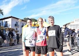 Podio femenino, con Bea Tenreiro en el centro.