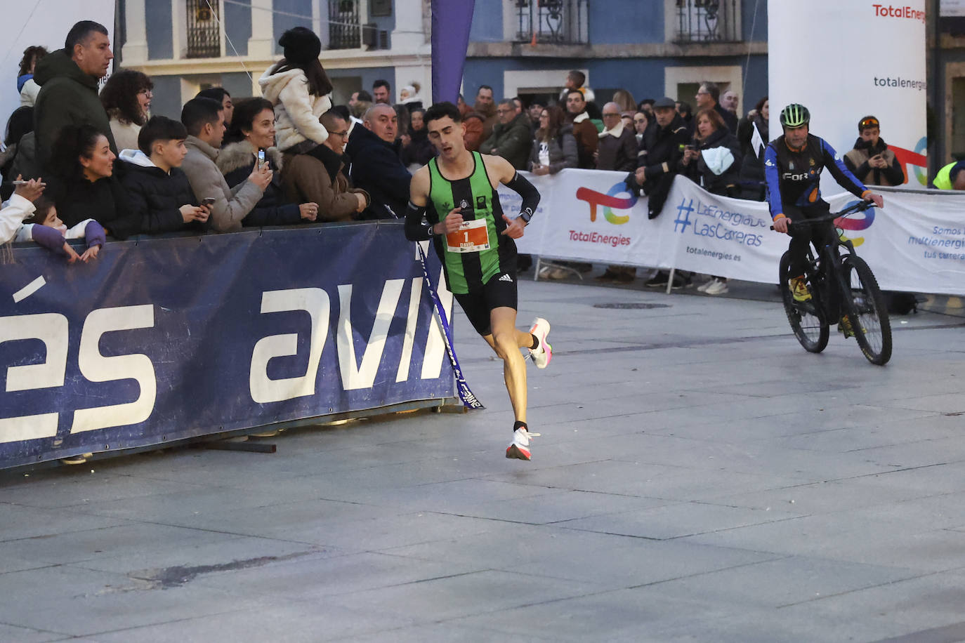 Avilés se lanza a la calle en San Silvestre