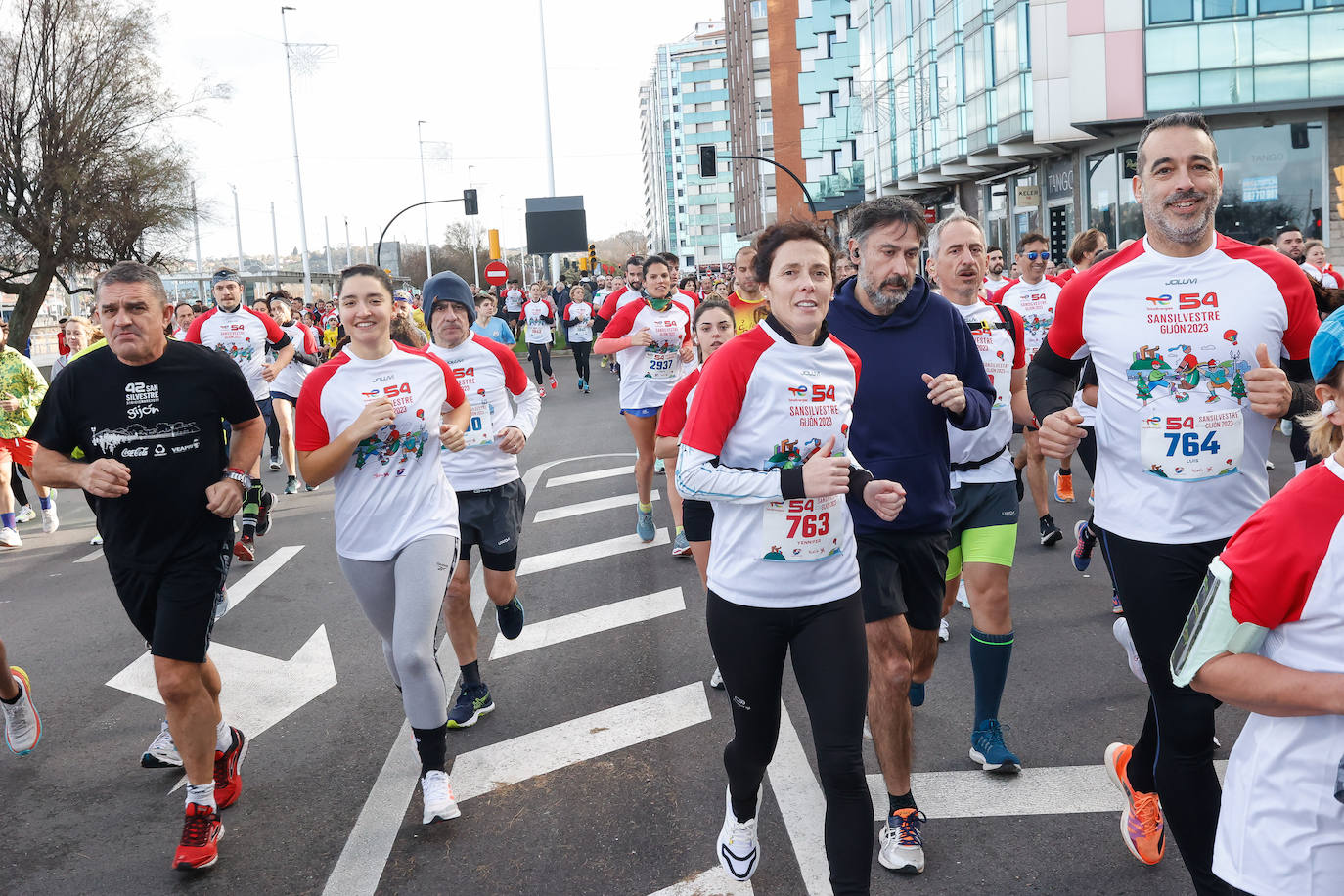 ¿Corriste la San Silvestre de Gijón? ¡Búscate en las fotos!