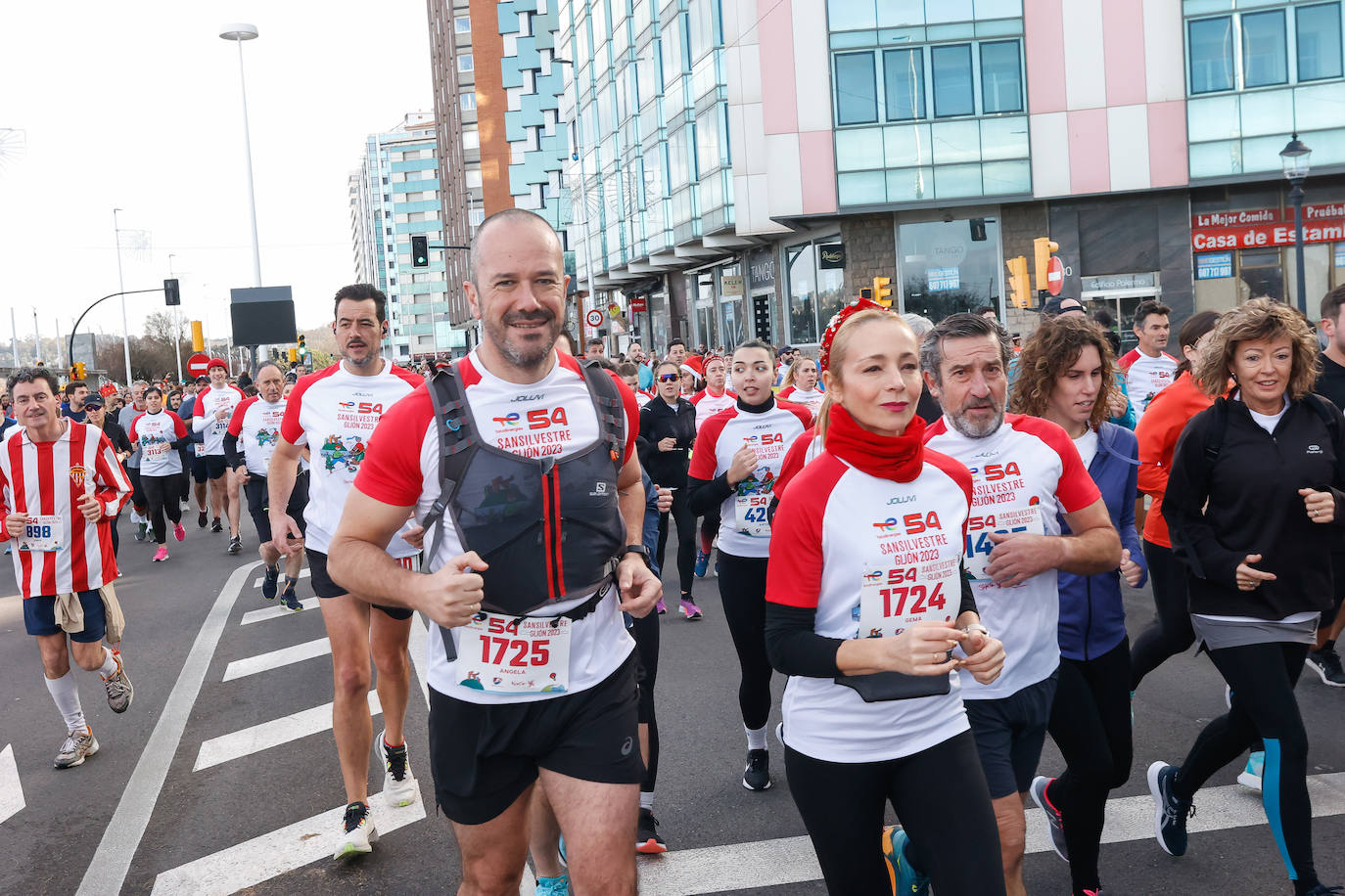 ¿Corriste la San Silvestre de Gijón? ¡Búscate en las fotos!