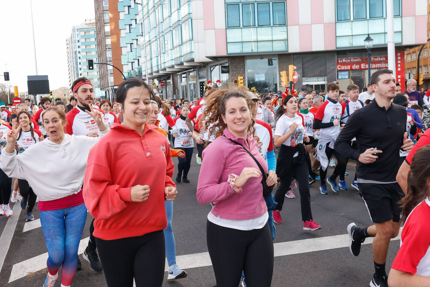 ¿Corriste la San Silvestre de Gijón? ¡Búscate en las fotos!