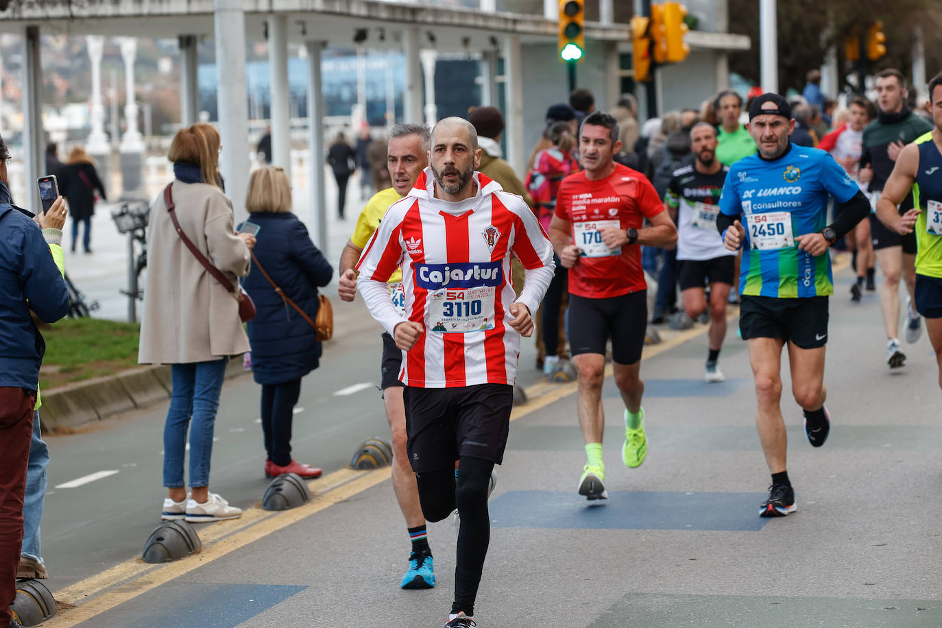 ¿Corriste la San Silvestre de Gijón? ¡Búscate en las fotos!