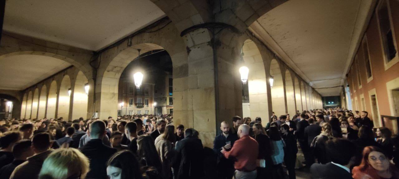 Fotos: Una Nochevieja que volvió a ser de multitudes en Asturias