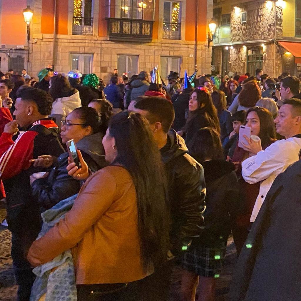 Fotos: Una Nochevieja que volvió a ser de multitudes en Asturias