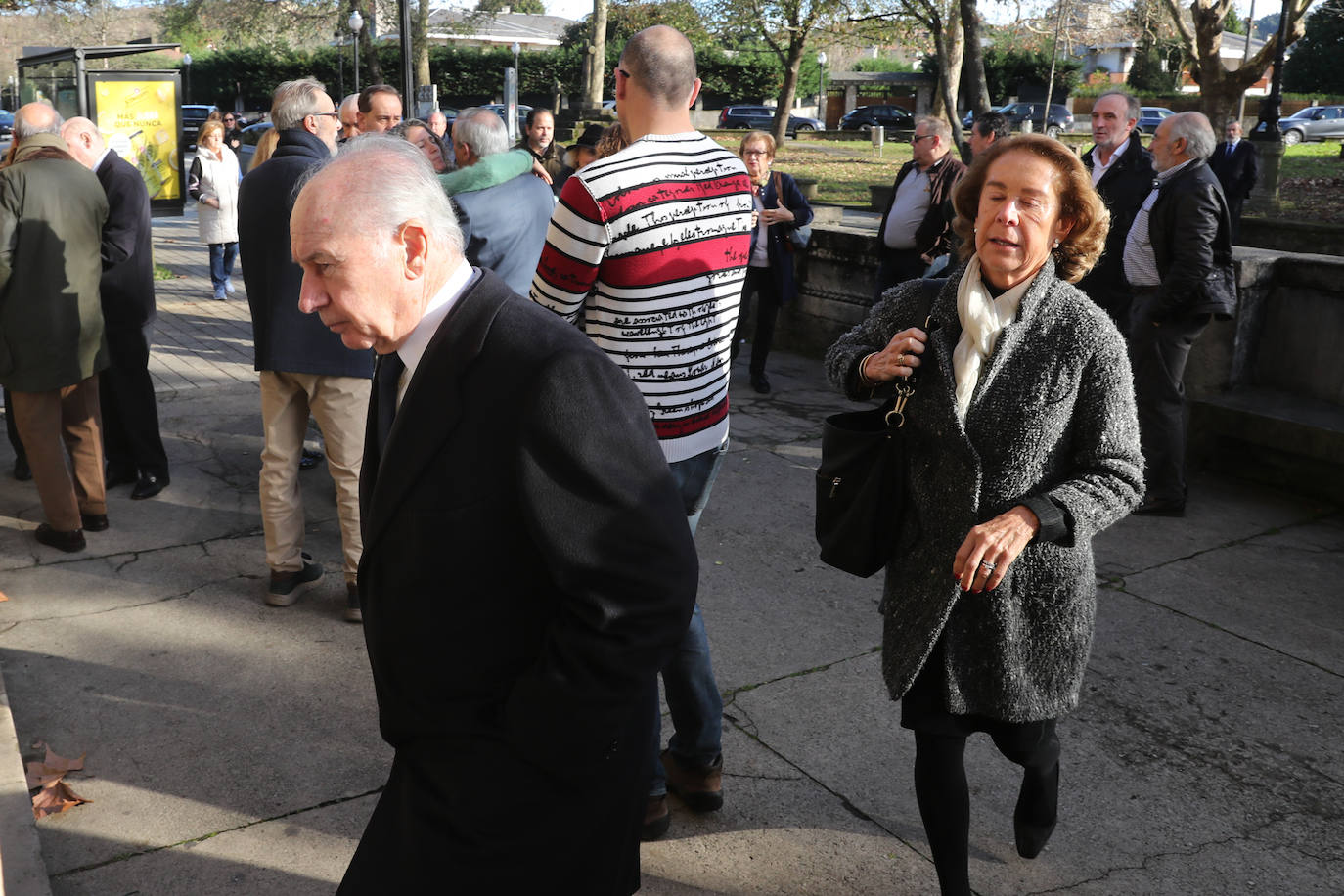 Fotos: Emocionada despedida en Gijón al empresario Romualdo Alvargonzález