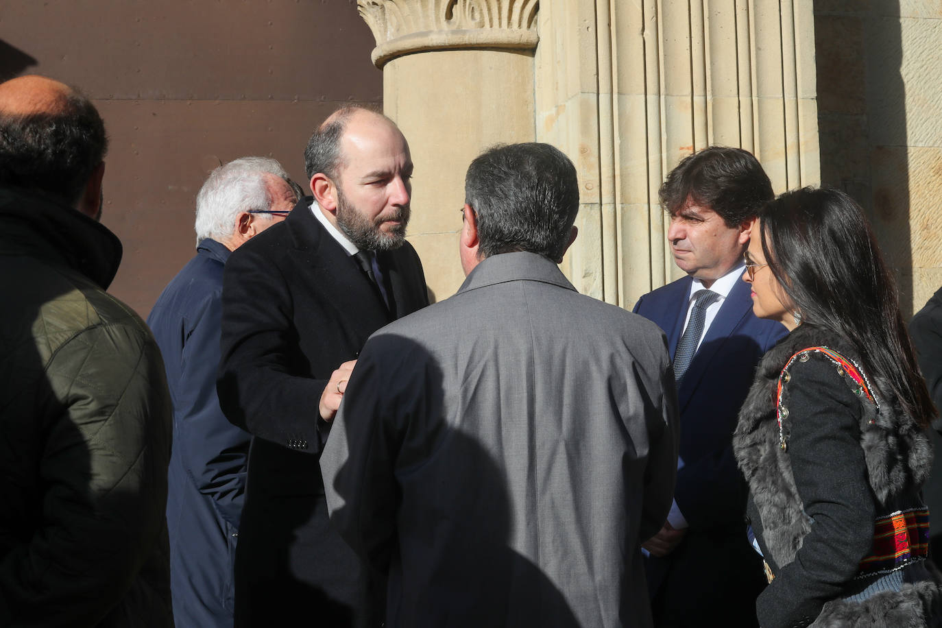 Fotos: Emocionada despedida en Gijón al empresario Romualdo Alvargonzález