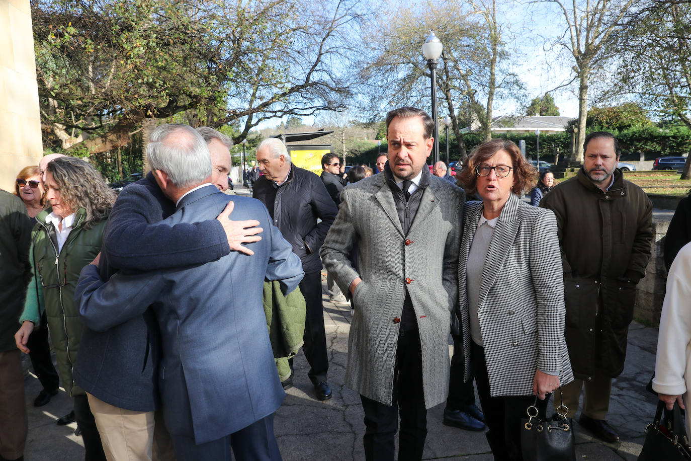 Fotos: Emocionada despedida en Gijón al empresario Romualdo Alvargonzález