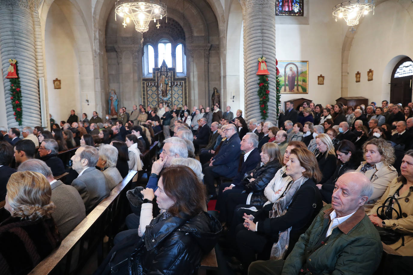 Fotos: Emocionada despedida en Gijón al empresario Romualdo Alvargonzález