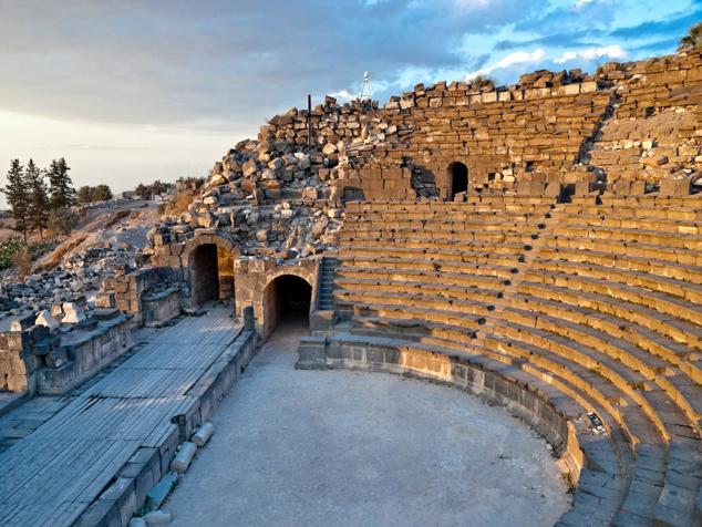 18. Umm Qais, Jordania. Es rico en patrimonio cultural debido a la presencia de la ciudad romana de Gadara, que es una de las diez ciudades de la Decápolis, un pueblo de herencia otomana.