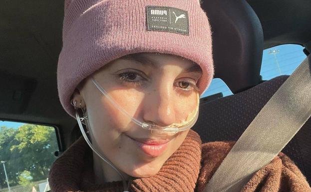 Muere Elena Huelva, la joven que emocionó a todos en su lucha contra el cáncer 