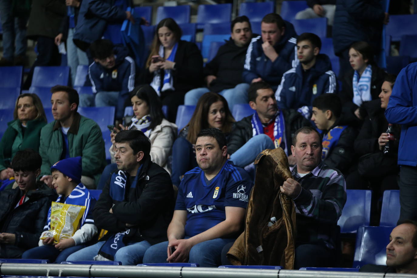 Fotos: ¿Estuviste en el Real Oviedo - Atlético de Madrid? ¡Búscate!