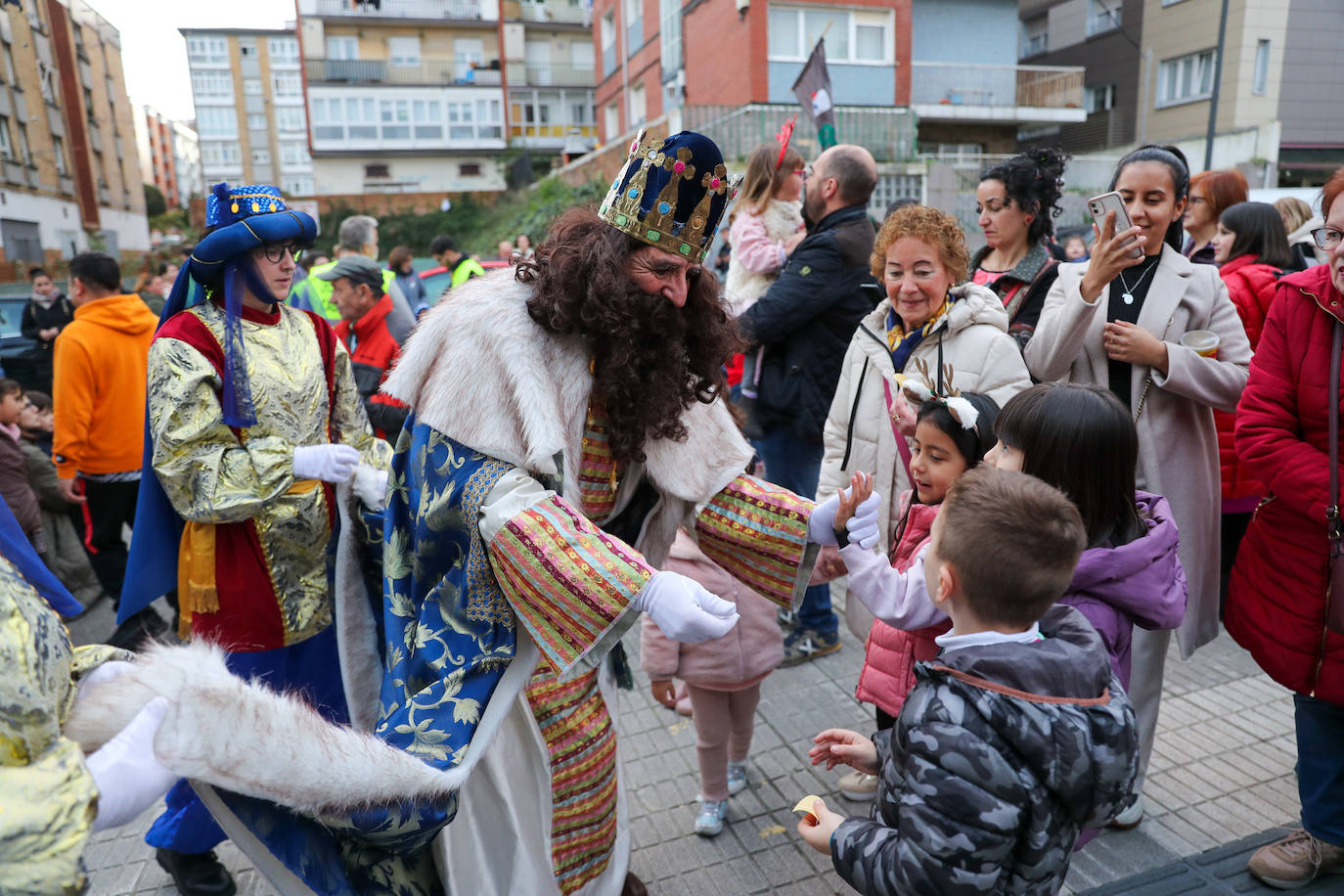 Fotos: Últimas peticiones a los Reyes Magos en El Coto, Ceares y Pescadores