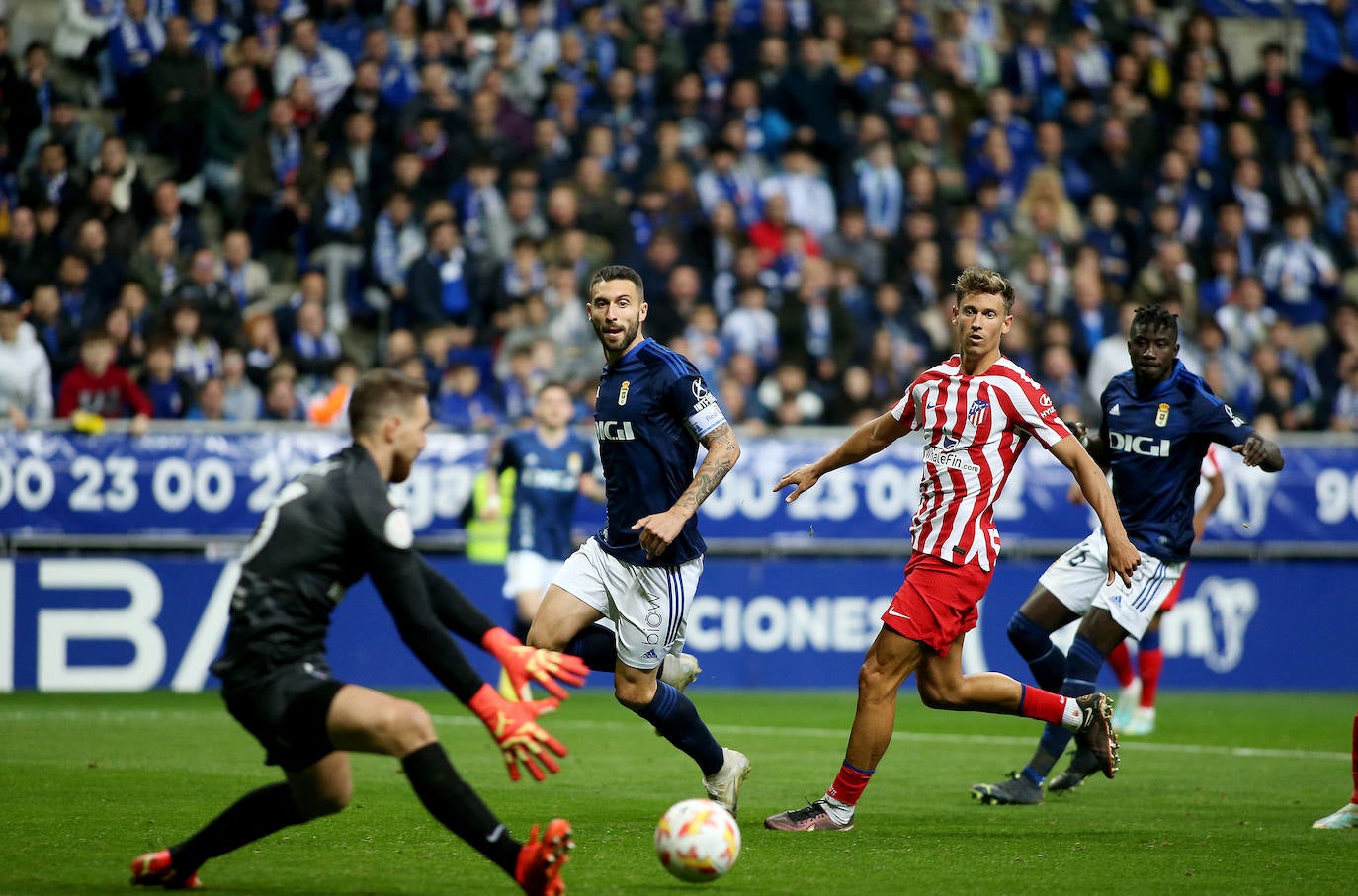 Fotos: Las mejores jugadas del Real Oviedo - Atlético de Madrid