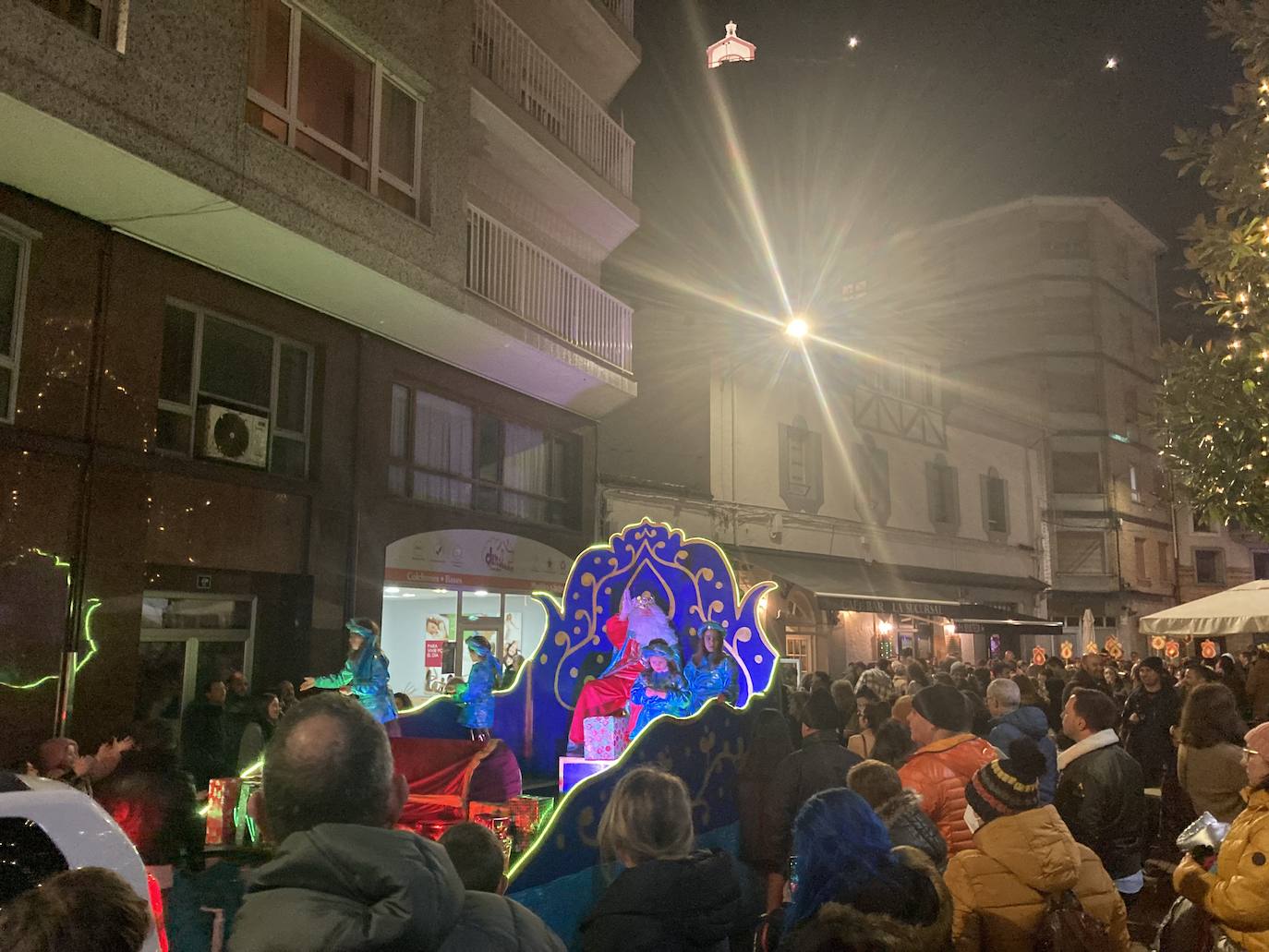 Fotos: Emoción y nervios en el occidente asturiano por los Reyes Magos