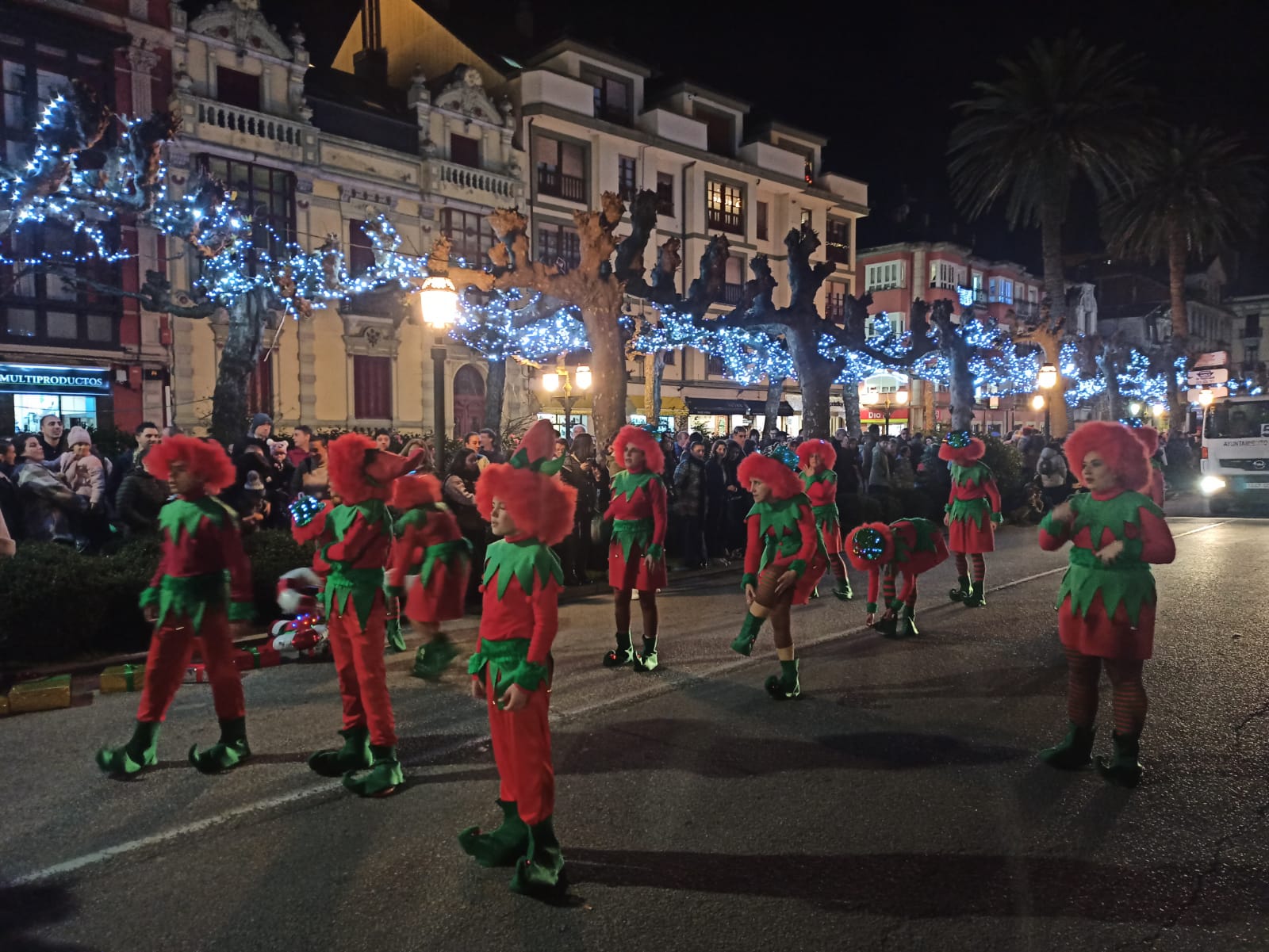 Fotos: Emoción y nervios en el occidente asturiano por los Reyes Magos