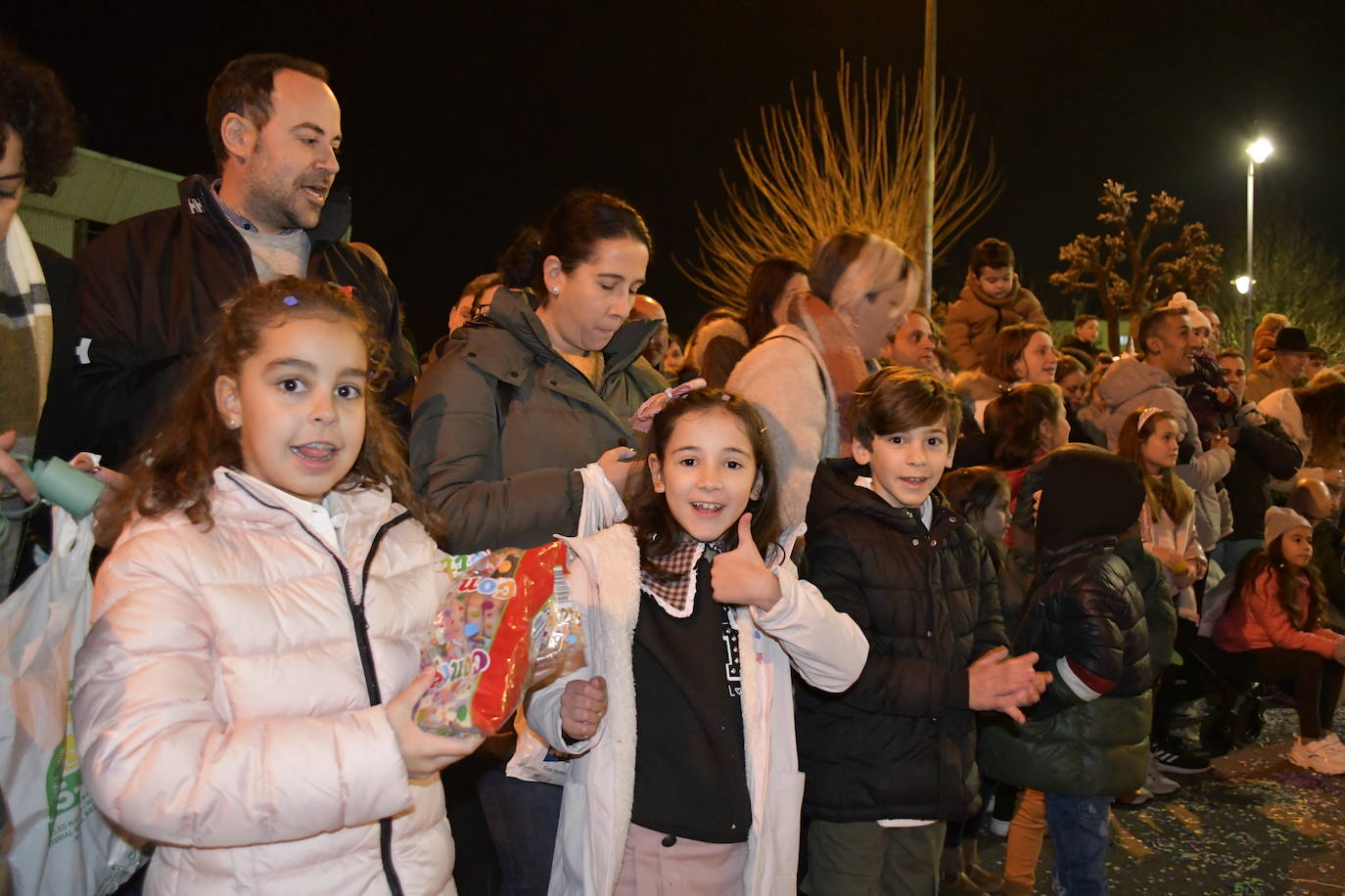 Fotos: Melchor, Gaspar y Baltasar llenan Avilés de ilusión