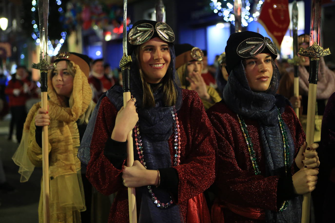 Fotos: Los Reyes Magos hacen soñar a los niños en Oviedo