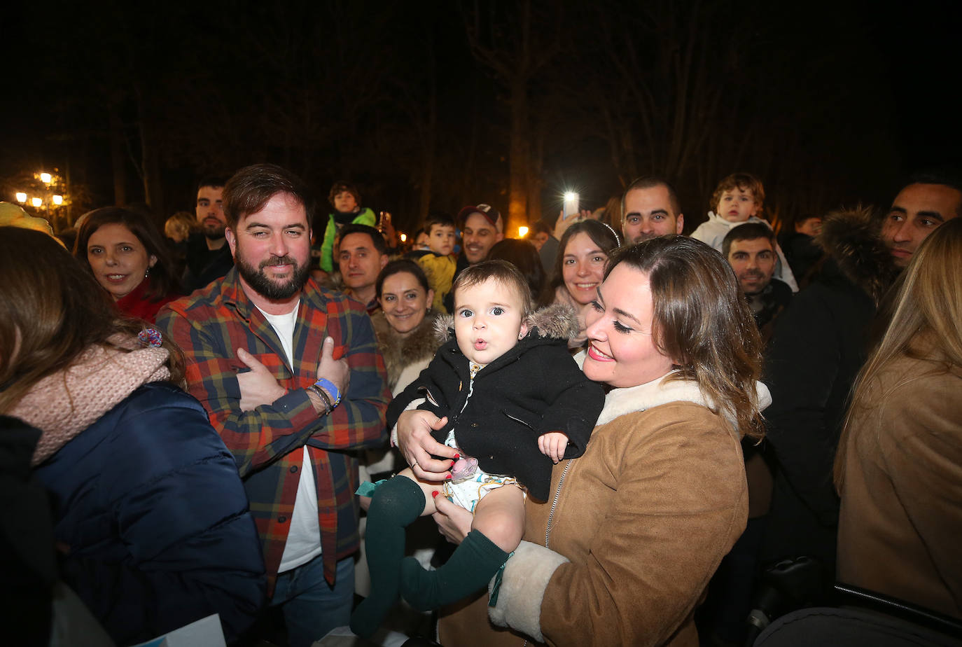 Fotos: Los Reyes Magos hacen soñar a los niños en Oviedo