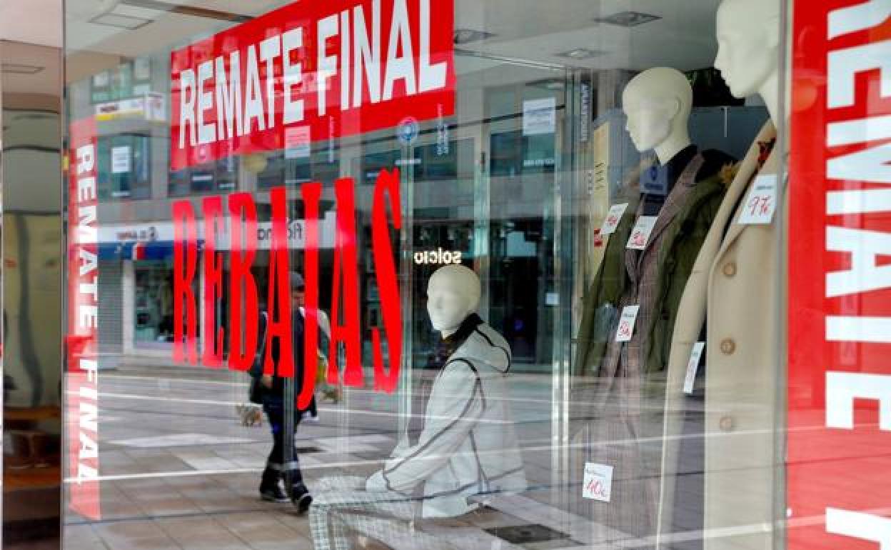 Rebajas de enero 2023: Planificar las compras y guardar los tíquets: el importante aviso sobre los derechos de consumo en las rebajas