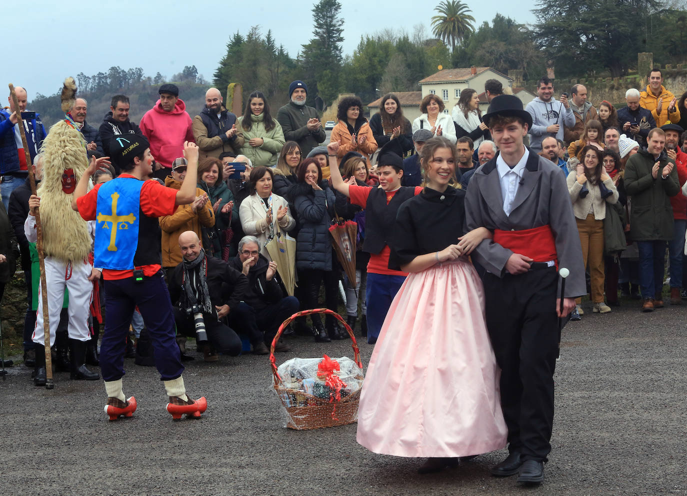 Fotos: Sidros, comedies y sátira en Valdesoto