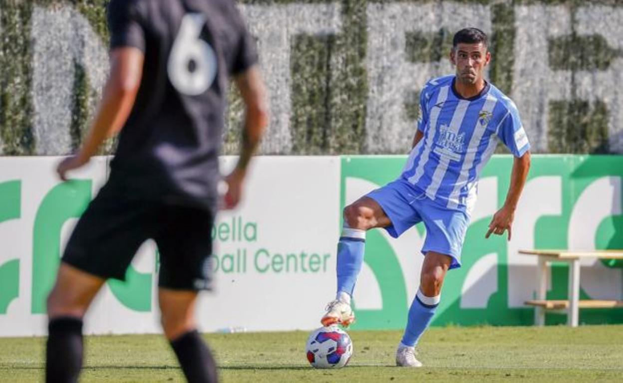 Juanfran, durante un partido con el Málaga. 