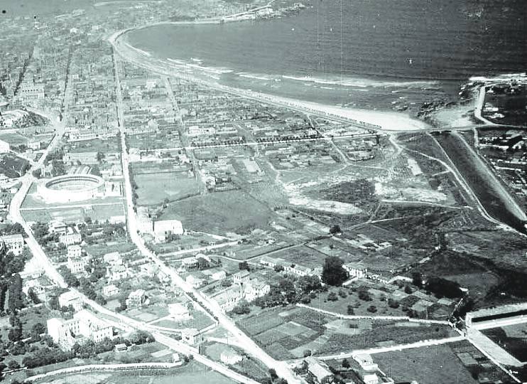 Gijón, en 1950.