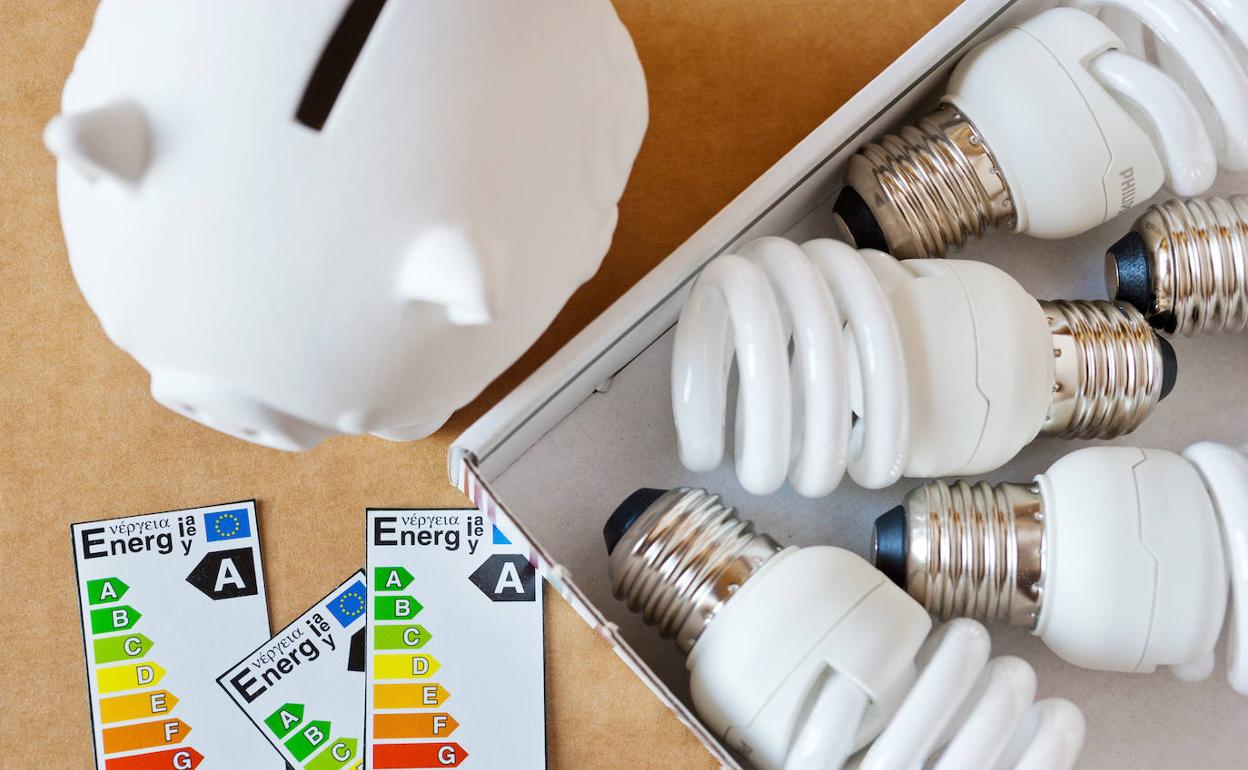 Precio de la luz: horas más caras y más baratas del jueves, 12 de enero.
