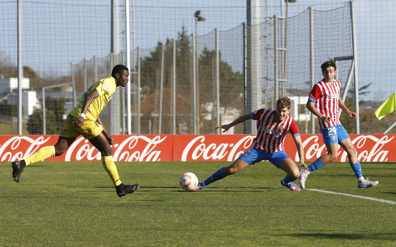 Fotos: Las mejores jugadas dle Sporting B - Colunga