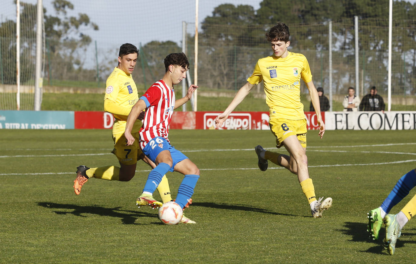 Fotos: Las mejores jugadas dle Sporting B - Colunga