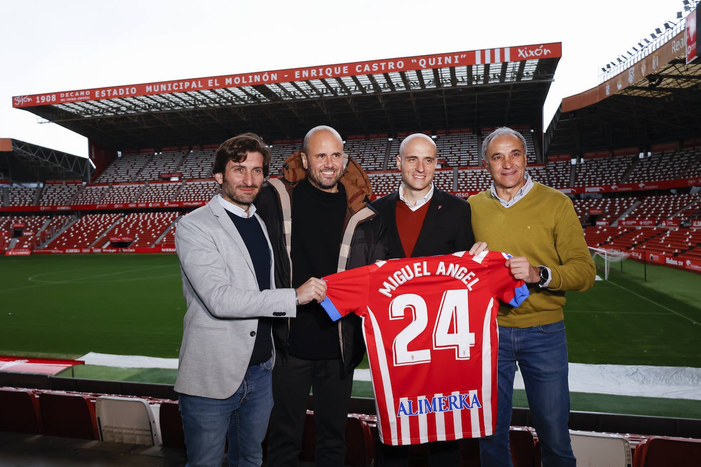 Fotos: El Sporting presenta al nuevo entrenador