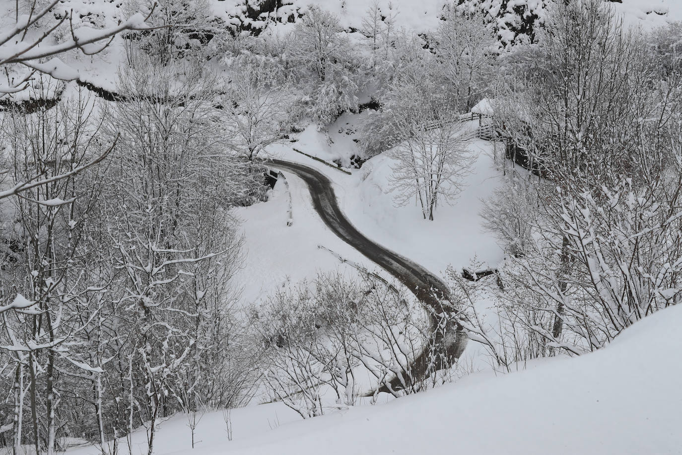 Fotos: Así luce el pueblo de Sotres por las nevadas