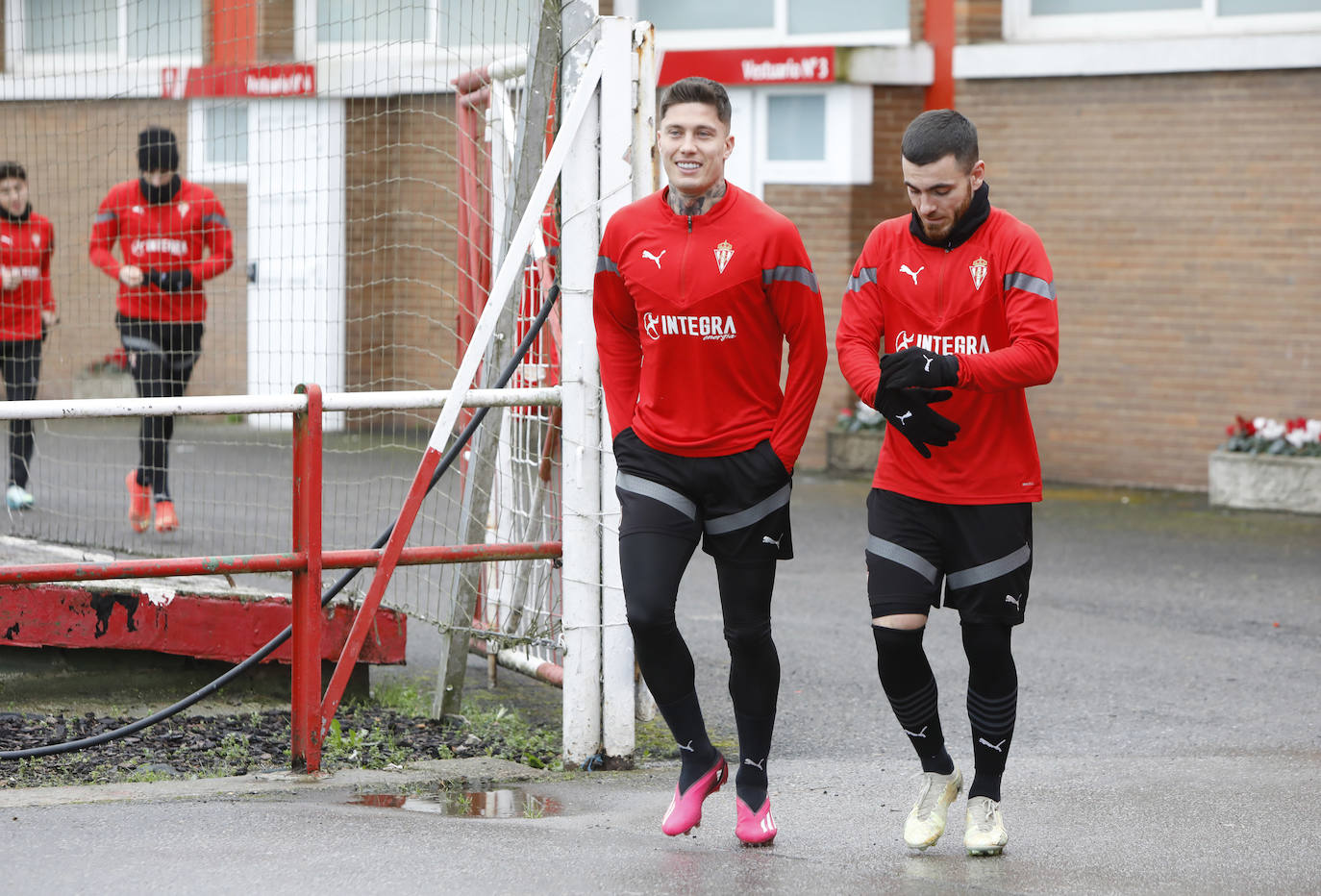 Cristo y Campuzano en un entrenamiento del Sporting en Mareo