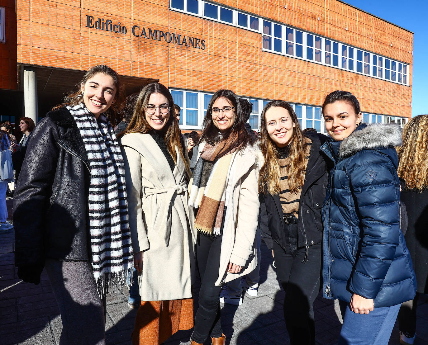Fotos: Una prueba MIR con más de 1.400 aspirantes en Asturias