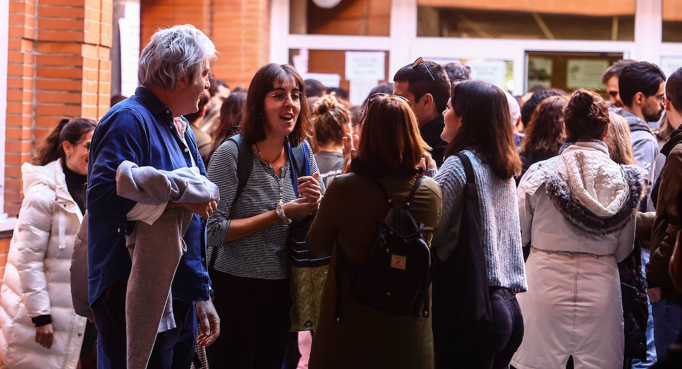 Fotos: Una prueba MIR con más de 1.400 aspirantes en Asturias