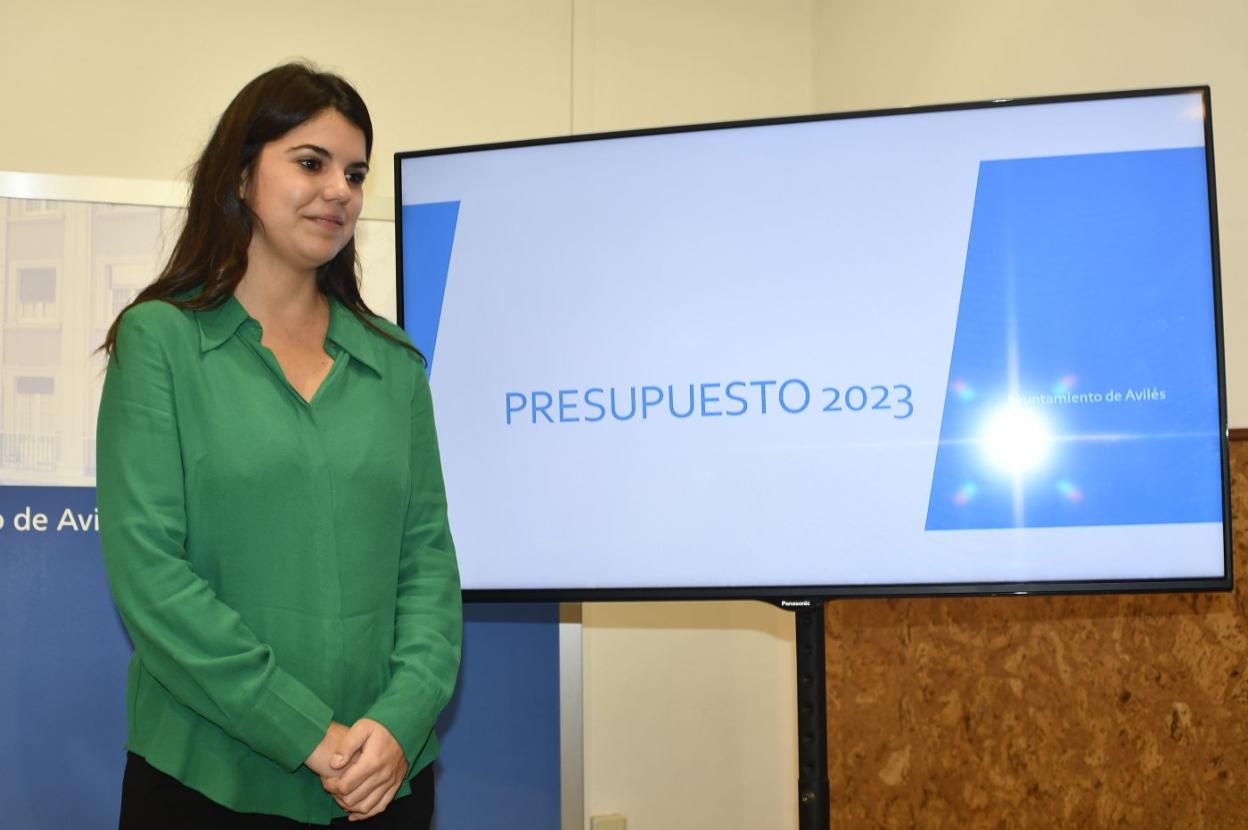 La concejala de Hacienda, Raquel Ruiz López, en la presentación del presupuesto de 2023. 