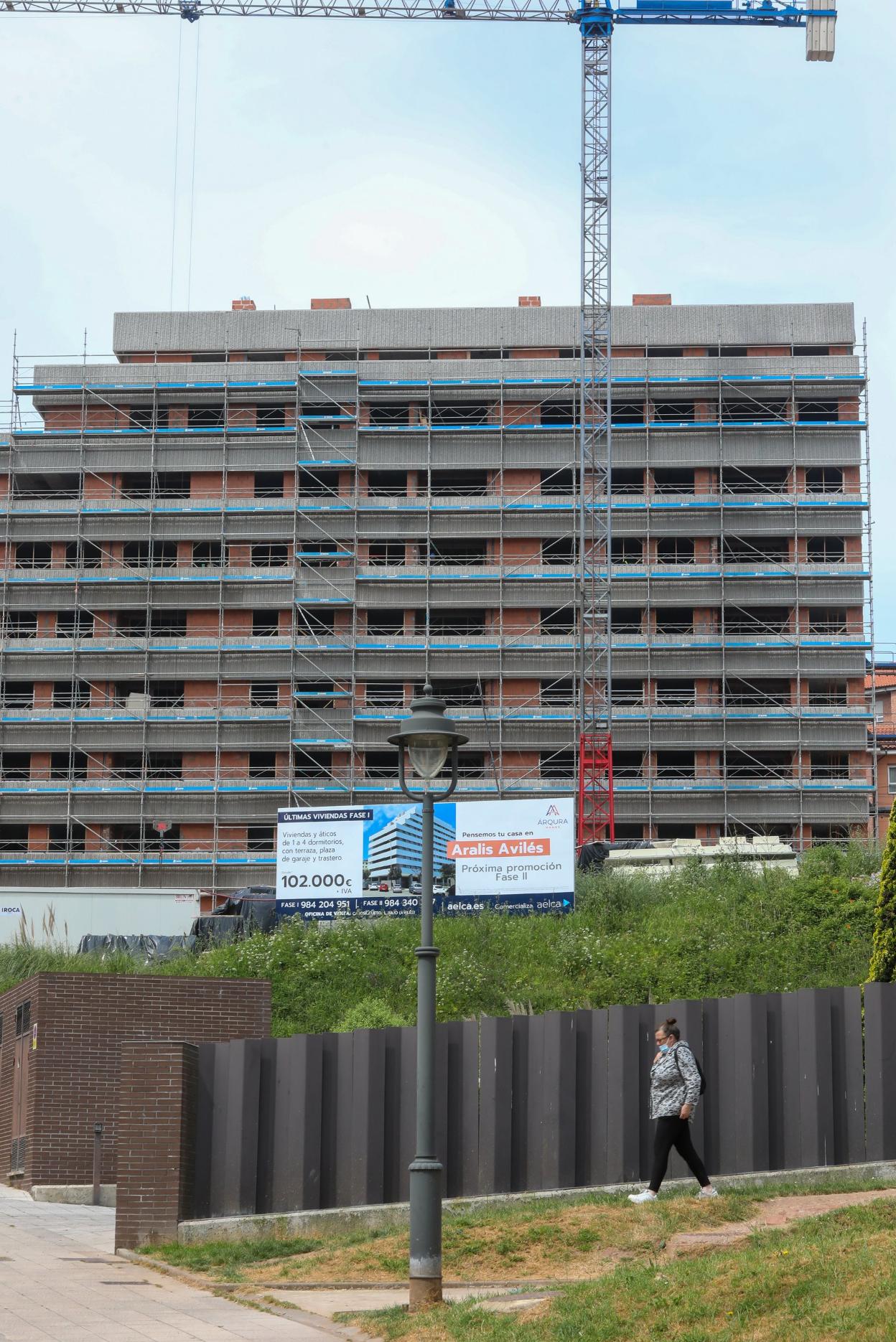 Obras de una promoción de viviendas en la avenida de Alemania. 