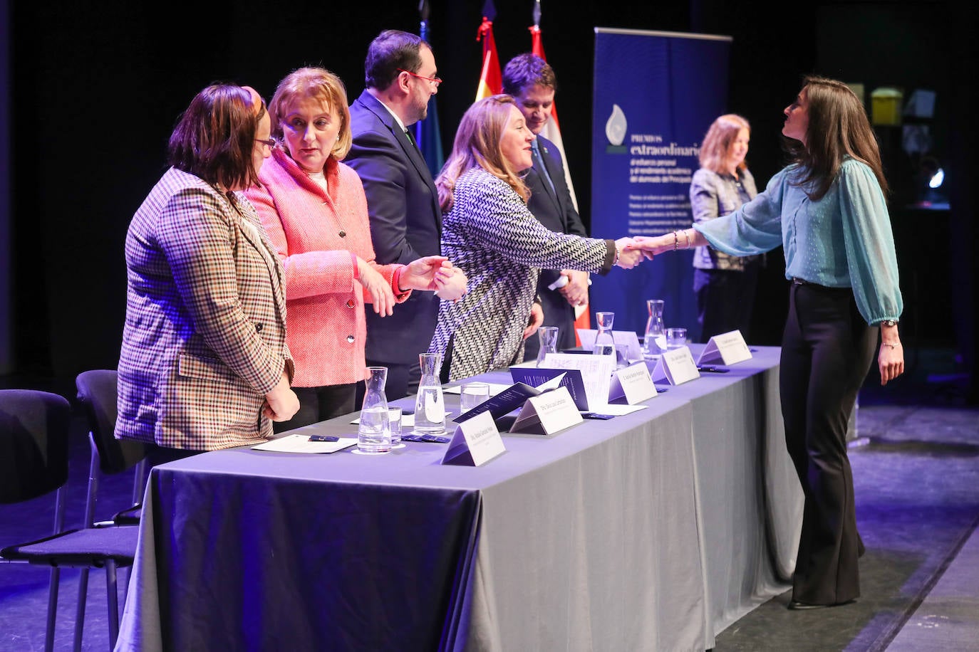 Fotos: Asturias homenajea a 53 estudiantes, premiados por su esfuerzo personal y académico