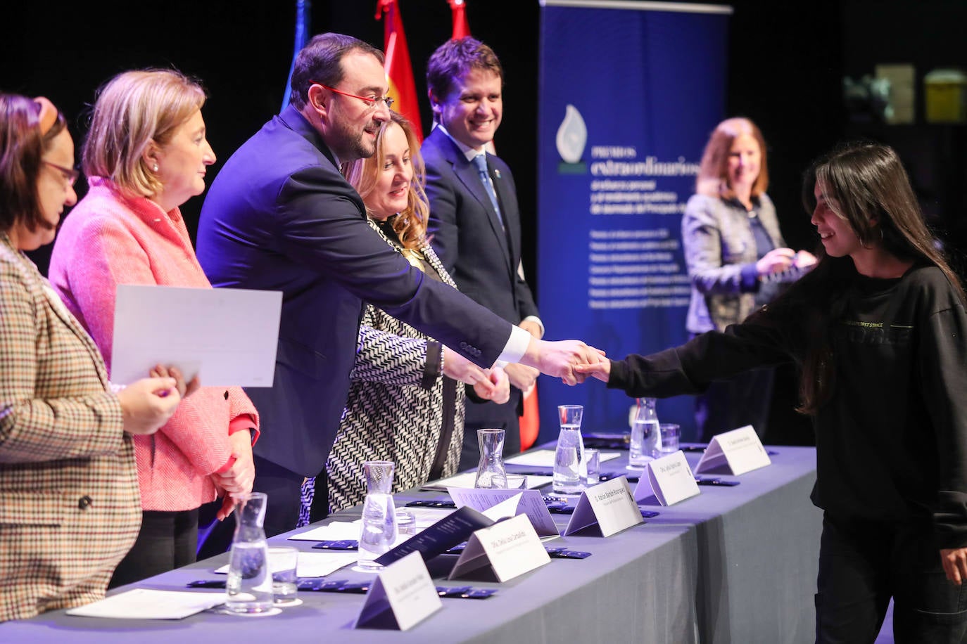 Fotos: Asturias homenajea a 53 estudiantes, premiados por su esfuerzo personal y académico