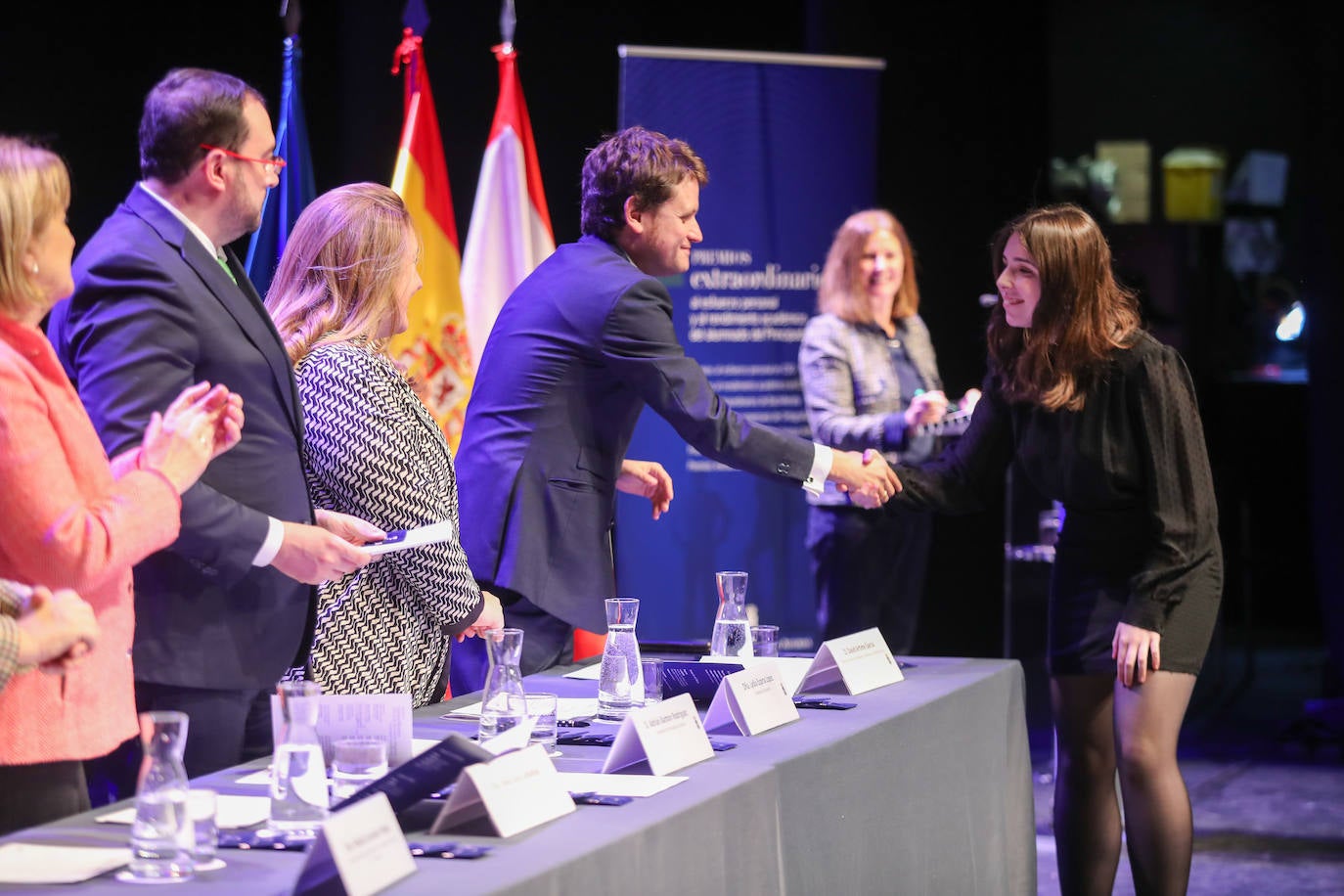 Fotos: Asturias homenajea a 53 estudiantes, premiados por su esfuerzo personal y académico