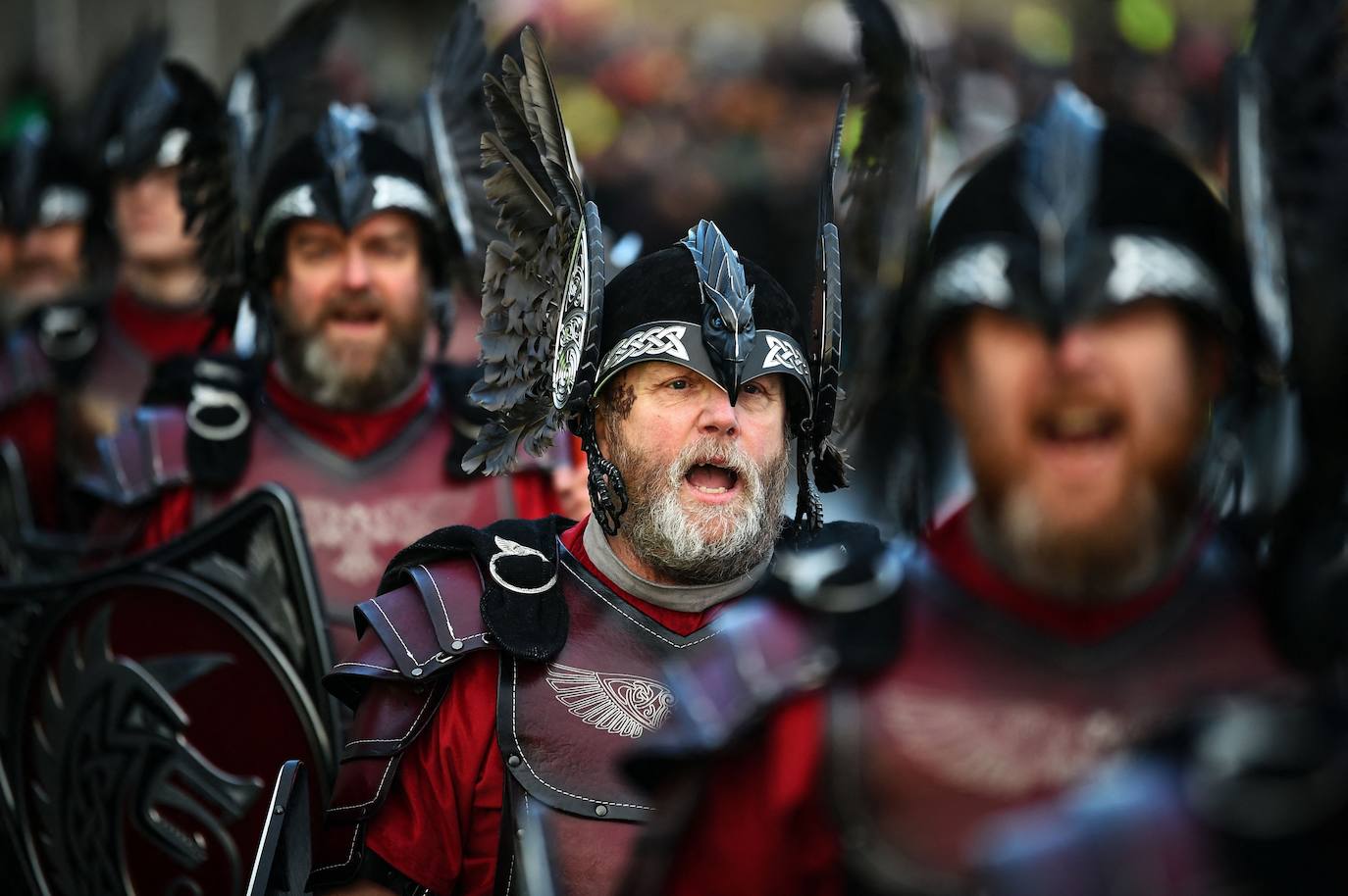 Fotos: Los vikingos desfilan por las calles de Escocia