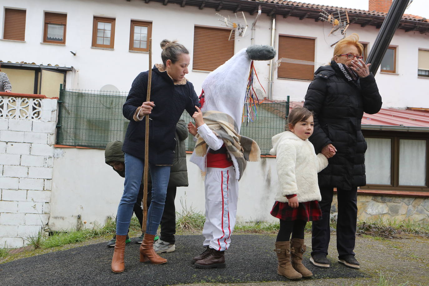 Fotos: Los Sidros y Comedies están muy vivos en Bimenes