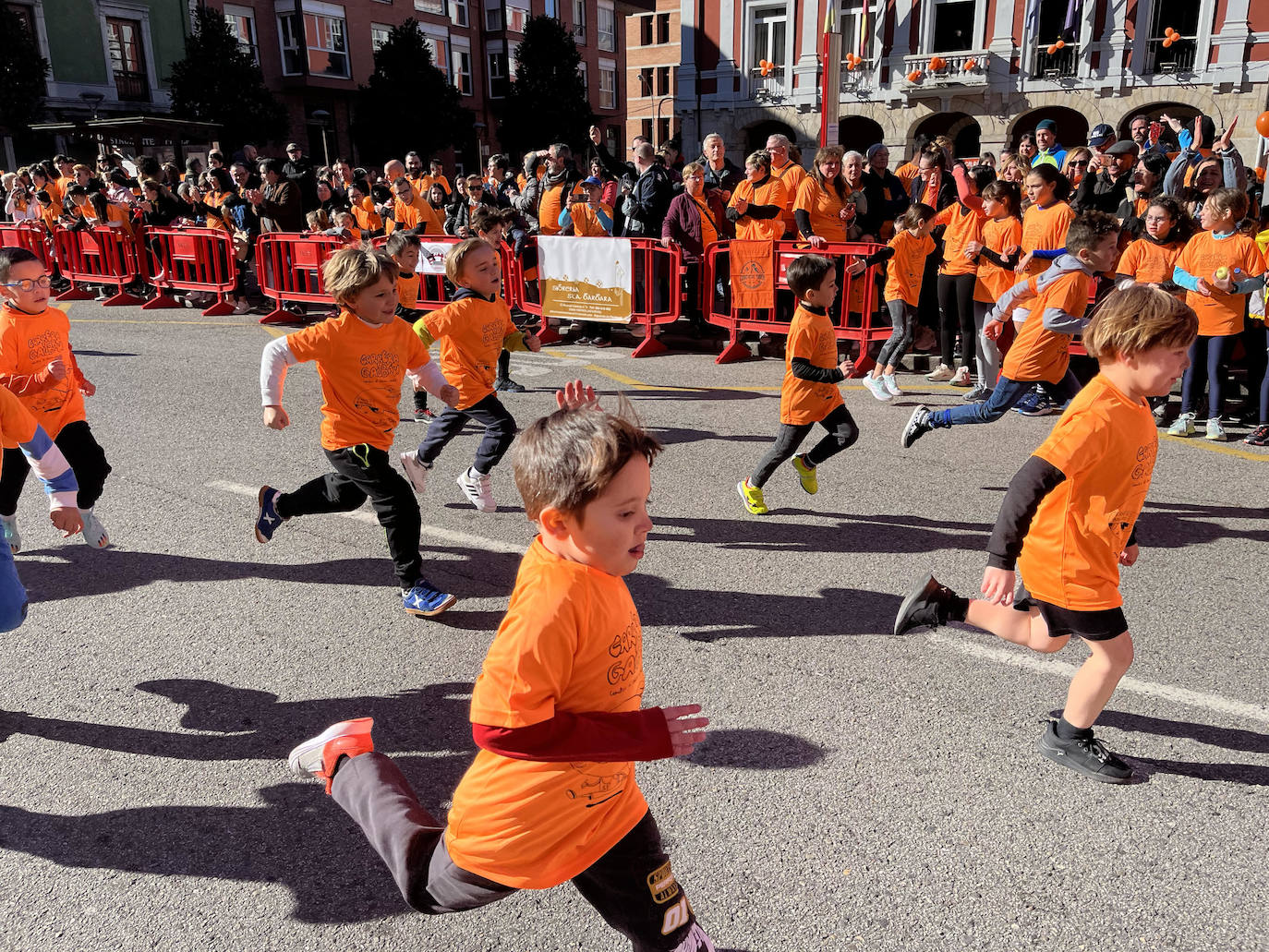 Fotos: Asturias, en lucha contra el cáncer infantil: las imágenes de la Carrera Galbán