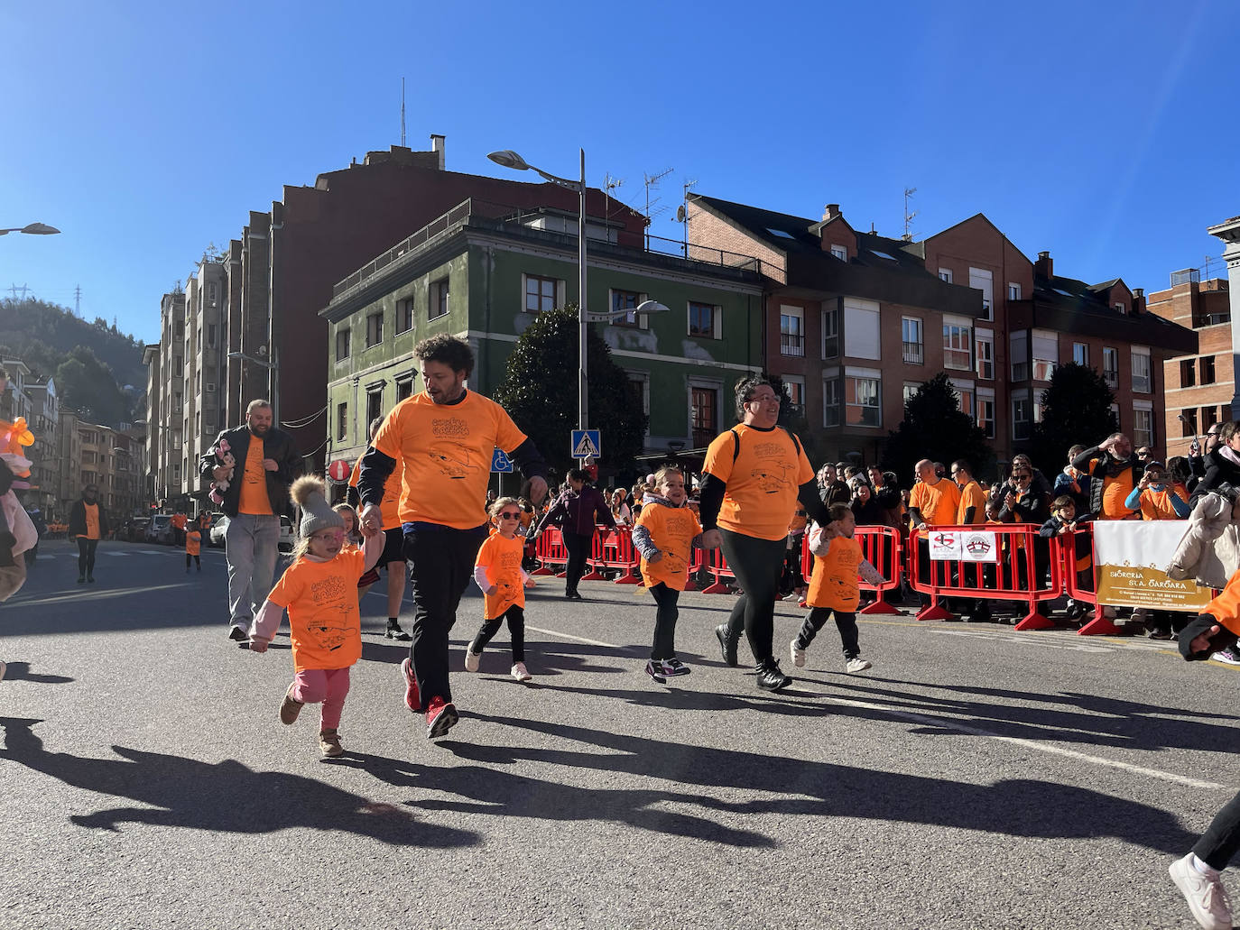 Fotos: Asturias, en lucha contra el cáncer infantil: las imágenes de la Carrera Galbán