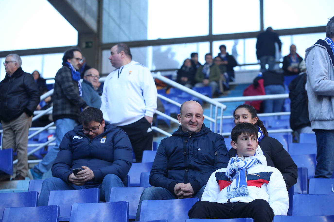 Fotos: ¿Estuviste en el Real Oviedo - Burgos? ¡Búscate en el Carlos Tartiere!