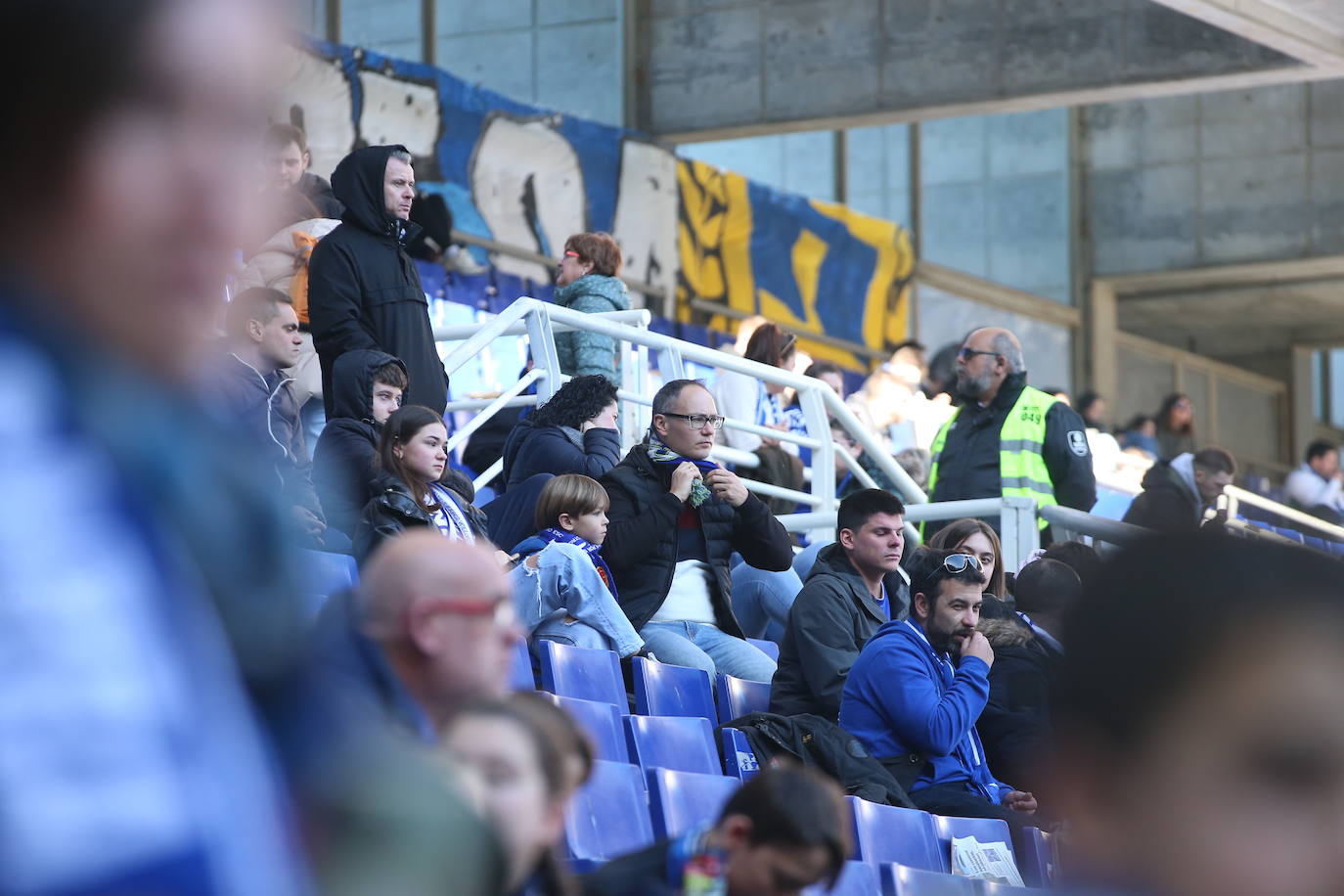 Fotos: ¿Estuviste en el Real Oviedo - Burgos? ¡Búscate en el Carlos Tartiere!