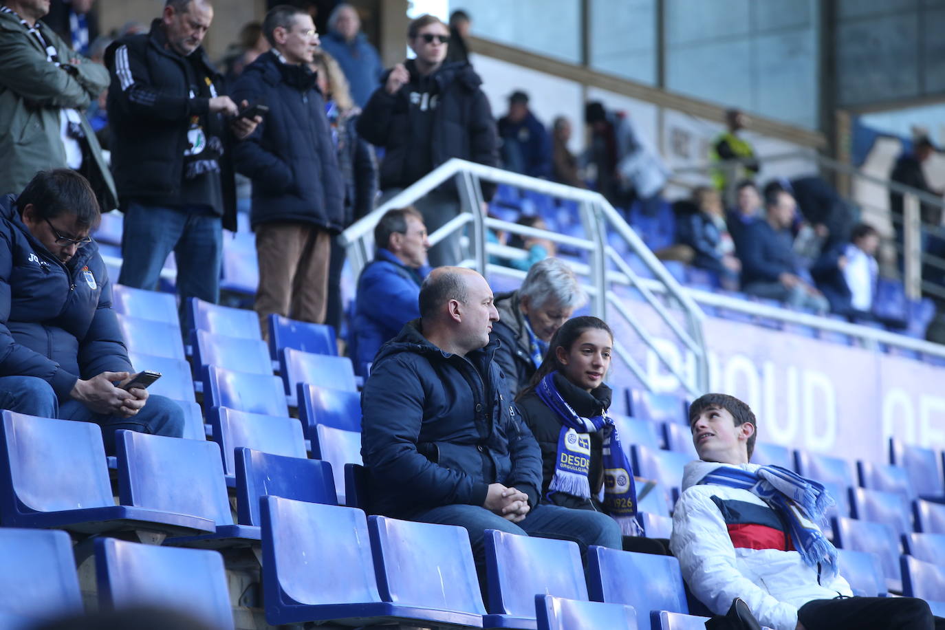 Fotos: ¿Estuviste en el Real Oviedo - Burgos? ¡Búscate en el Carlos Tartiere!